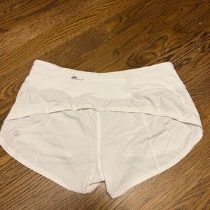 Lululemon Speed up shorts. White color. Length 2.5"